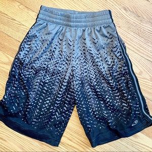 Champion C9 boys basketball shorts M